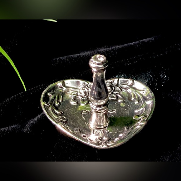Vintage Endless Love Ring Holder - Picture 6 of 7